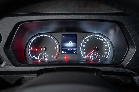 Volkswagen Caddy Maxi 21 of 26