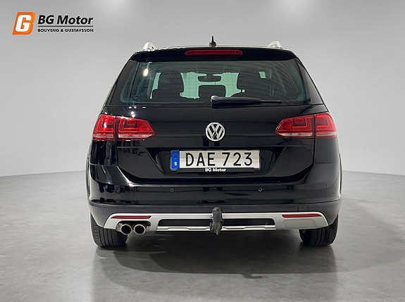 Volkswagen Golf Alltrack 5 of 22
