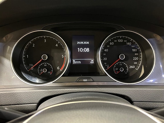 Volkswagen Golf Alltrack 15 of 22