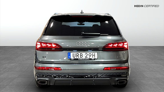 Audi Q7 7 of 13