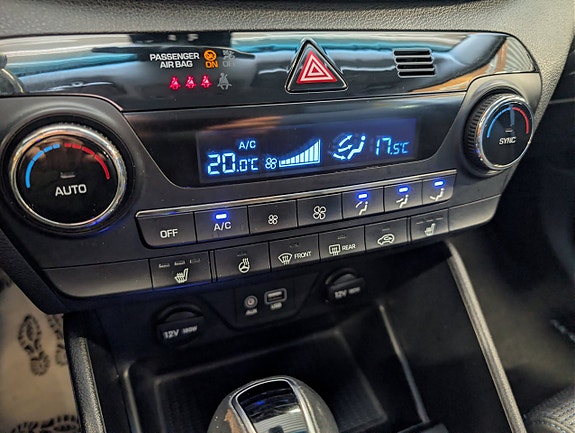 Hyundai Tucson 10 of 16
