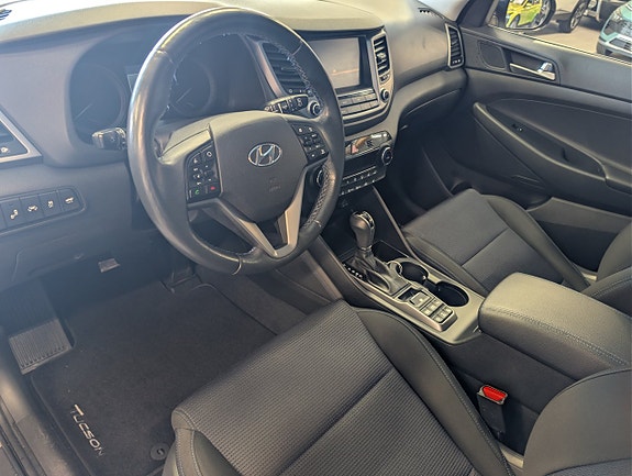 Hyundai Tucson 8 of 16