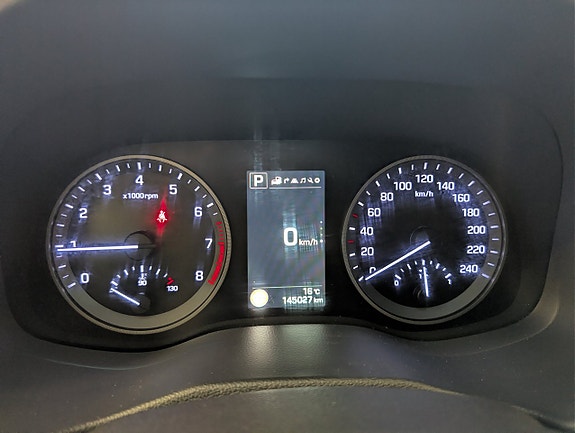 Hyundai Tucson 9 of 16