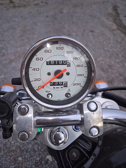 Honda VT1100C Shadow 3 of 3