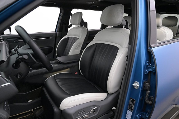 Kia EV9 10 of 27