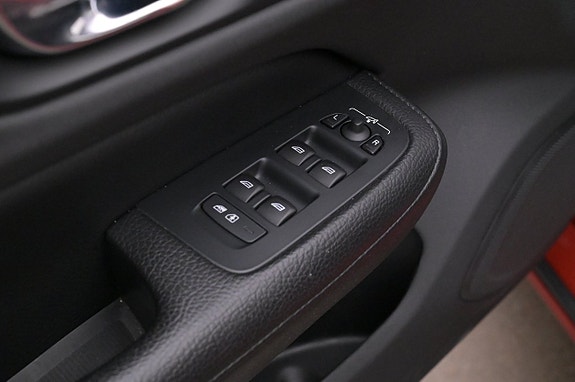 Volvo S60 11 of 27