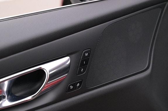 Volvo S60 12 of 27