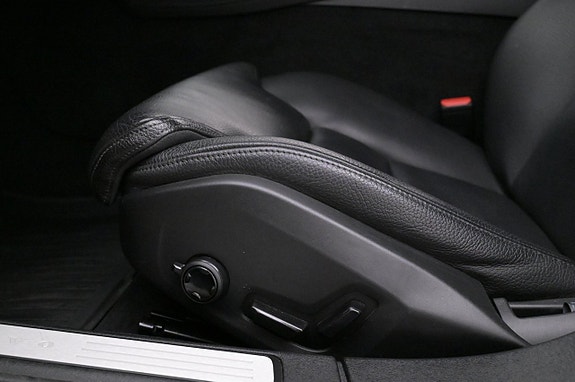 Volvo S60 13 of 27