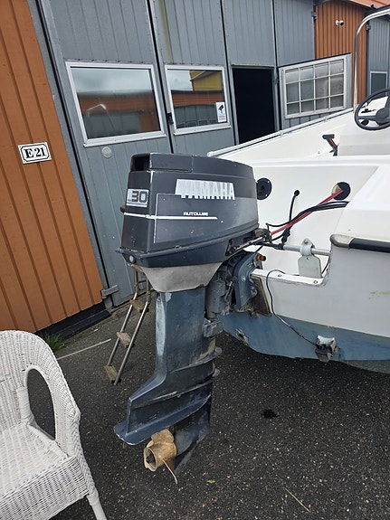 Styrpulpet Micore 490 GT med 30 hk Yamaha 4 of 4