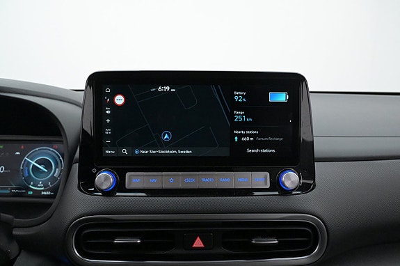 Hyundai Kona 12 of 27