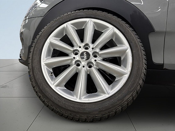 MINI Clubman Cooper S 15 of 23