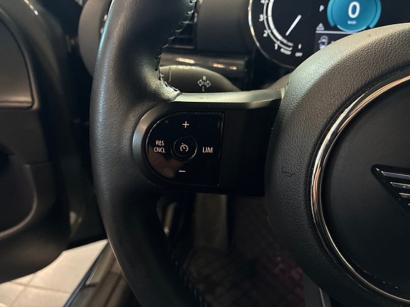 MINI Clubman Cooper S 21 of 23