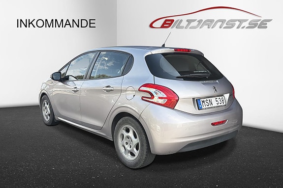 Peugeot 208 3 of 4