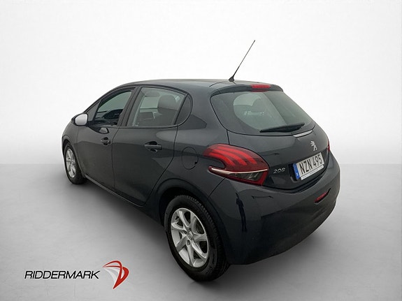 Peugeot 208 5 of 23