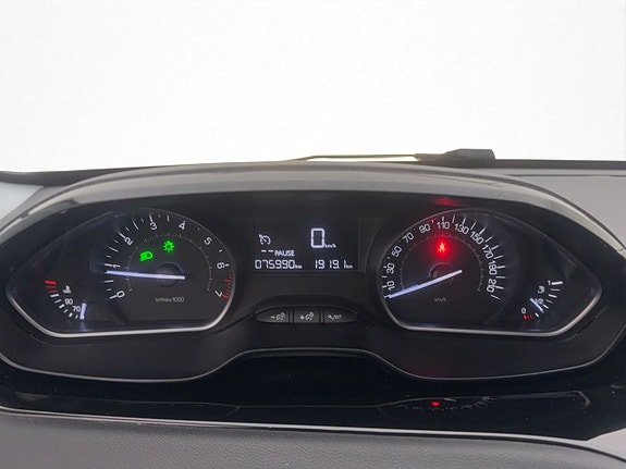 Peugeot 208 15 of 23