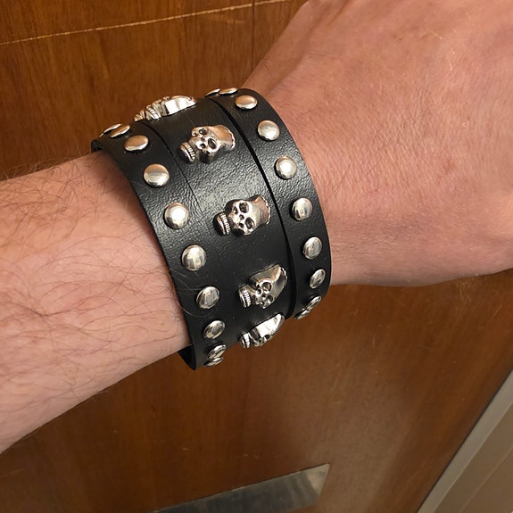 Product image 1 of 2