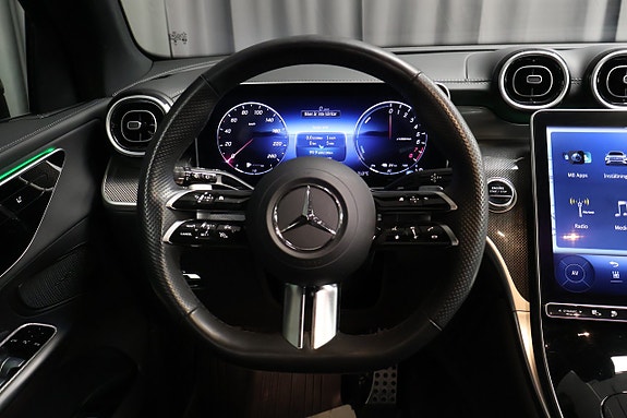 Mercedes-Benz GLC300 e 16 of 23