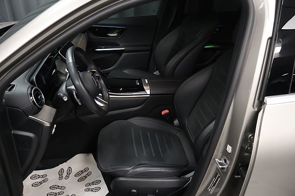Mercedes-Benz GLC300 e 10 of 23