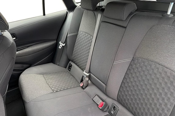 Toyota Corolla 20 of 21