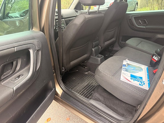 Skoda Roomster 7 of 23