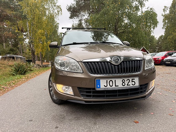 Skoda Roomster 3 of 23