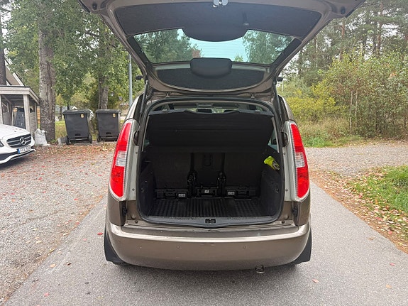 Skoda Roomster 9 of 23