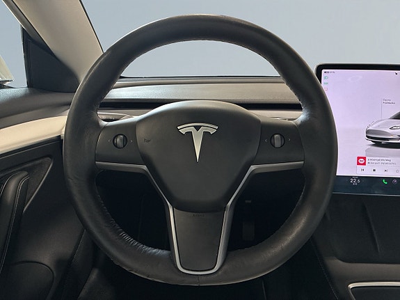 Tesla Model 3 9 of 20