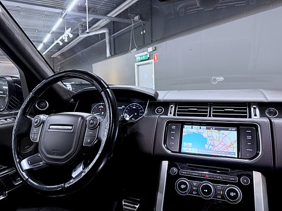 Land Rover Range Rover 8 of 26