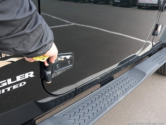 Jeep Wrangler 19 of 27