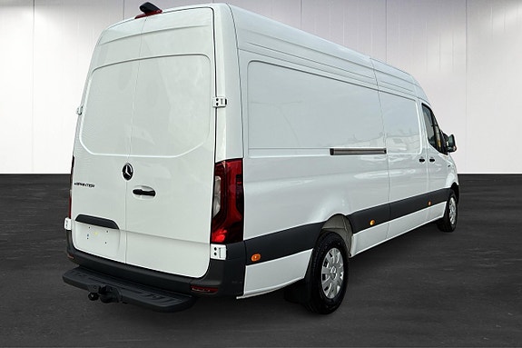Mercedes-Benz eSprinter 420 3 of 20