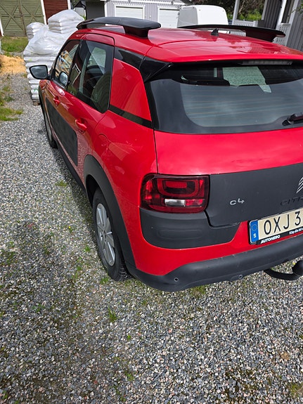 Citroen C4 Cactus 7 of 16