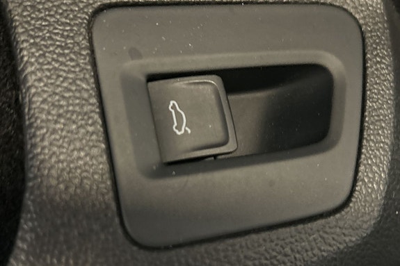 Volkswagen Passat 14 of 27