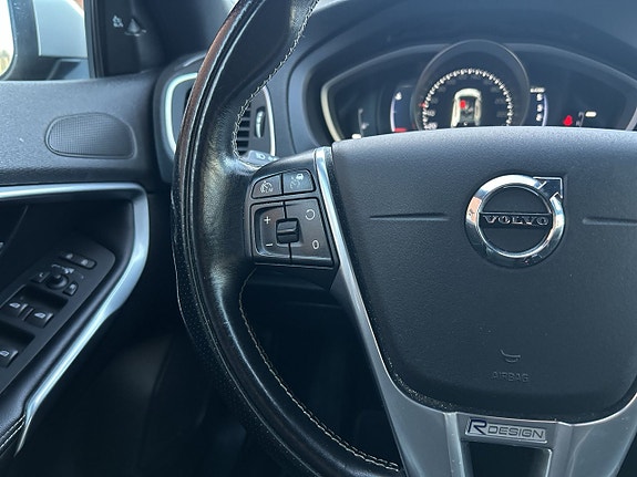 Volvo V40 18 of 22