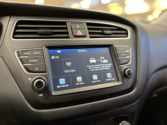 Hyundai i20 13 of 19