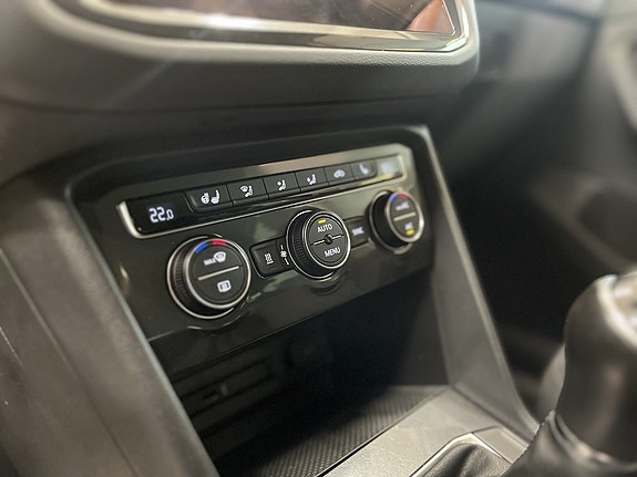 Volkswagen Tiguan 13 of 17
