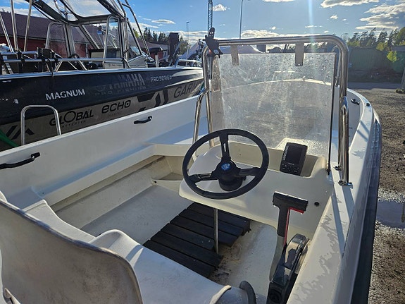 Ryds 480 S med Yamaha 40 HK 8 of 9