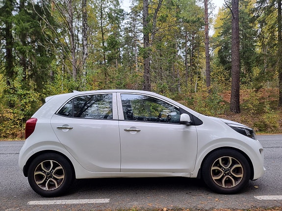 Kia Picanto 4 of 15