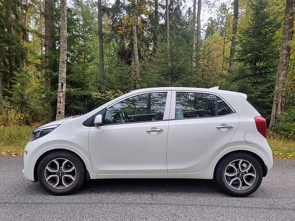 Kia Picanto 8 of 15