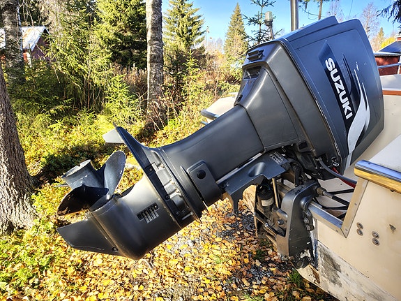 Uttern 5201, Suzuki 85hk och båtvagn 2 of 15