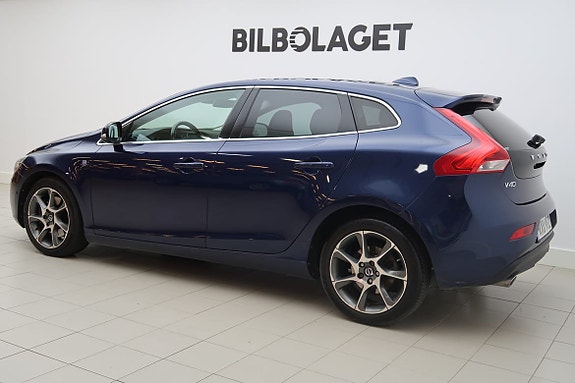Volvo V40 3 of 15