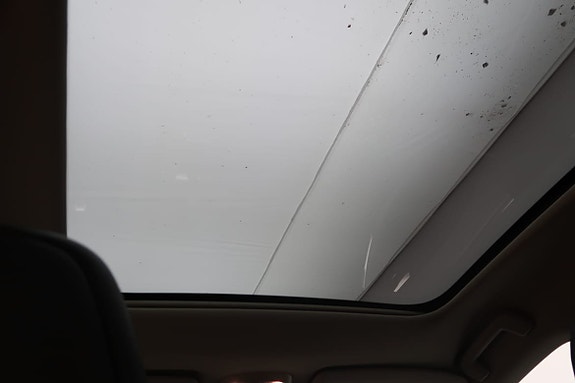 Volvo V40 8 of 15