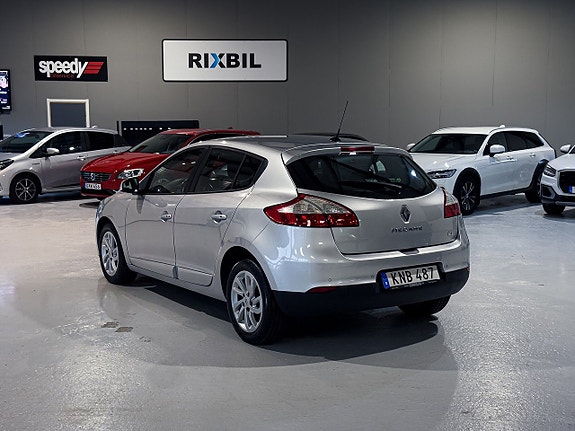 Renault Megane 2 of 15