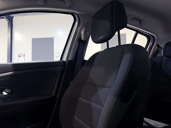 Renault Megane 10 of 15