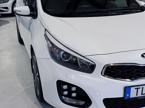 Kia Ceed 4 of 19