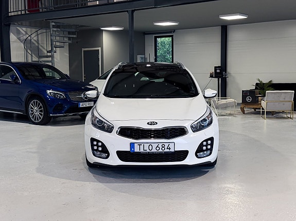Kia Ceed 3 of 19
