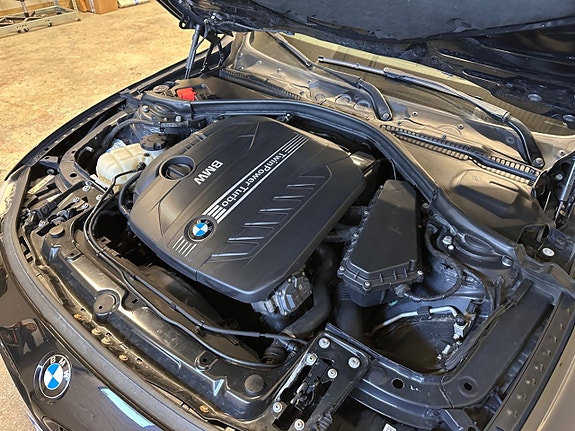 BMW 330d 19 of 20