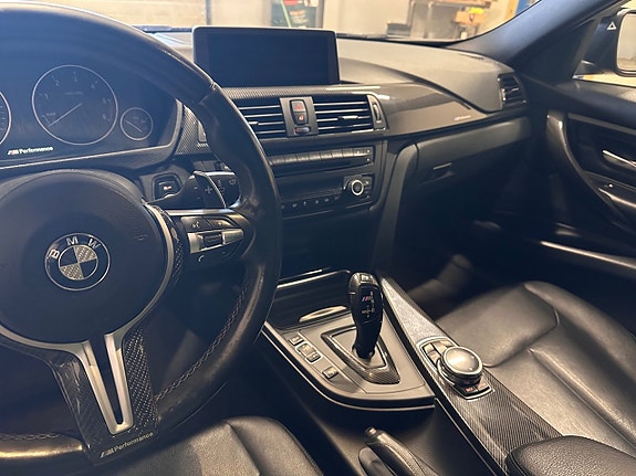 BMW 330d 11 of 20