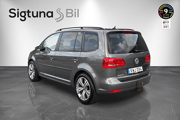 Volkswagen Touran 7 of 24