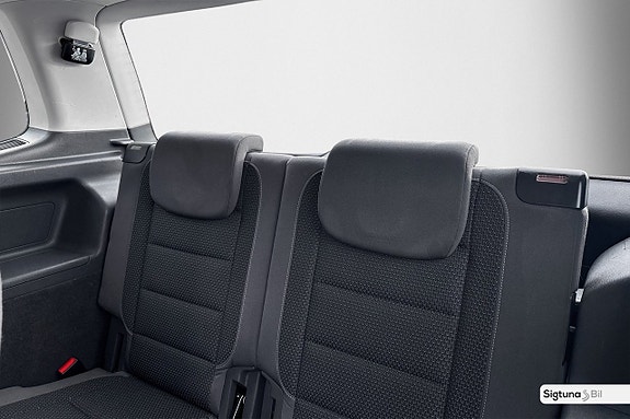 Volkswagen Touran 14 of 24