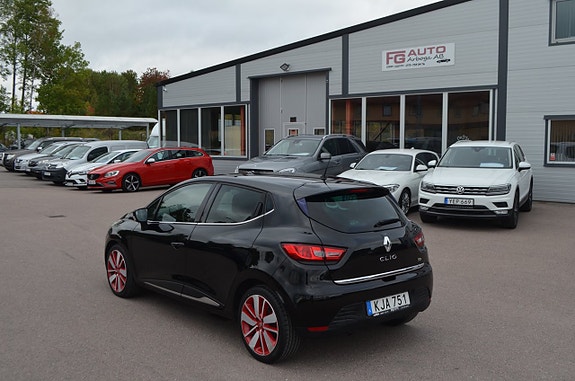 Renault Clio 11 of 27